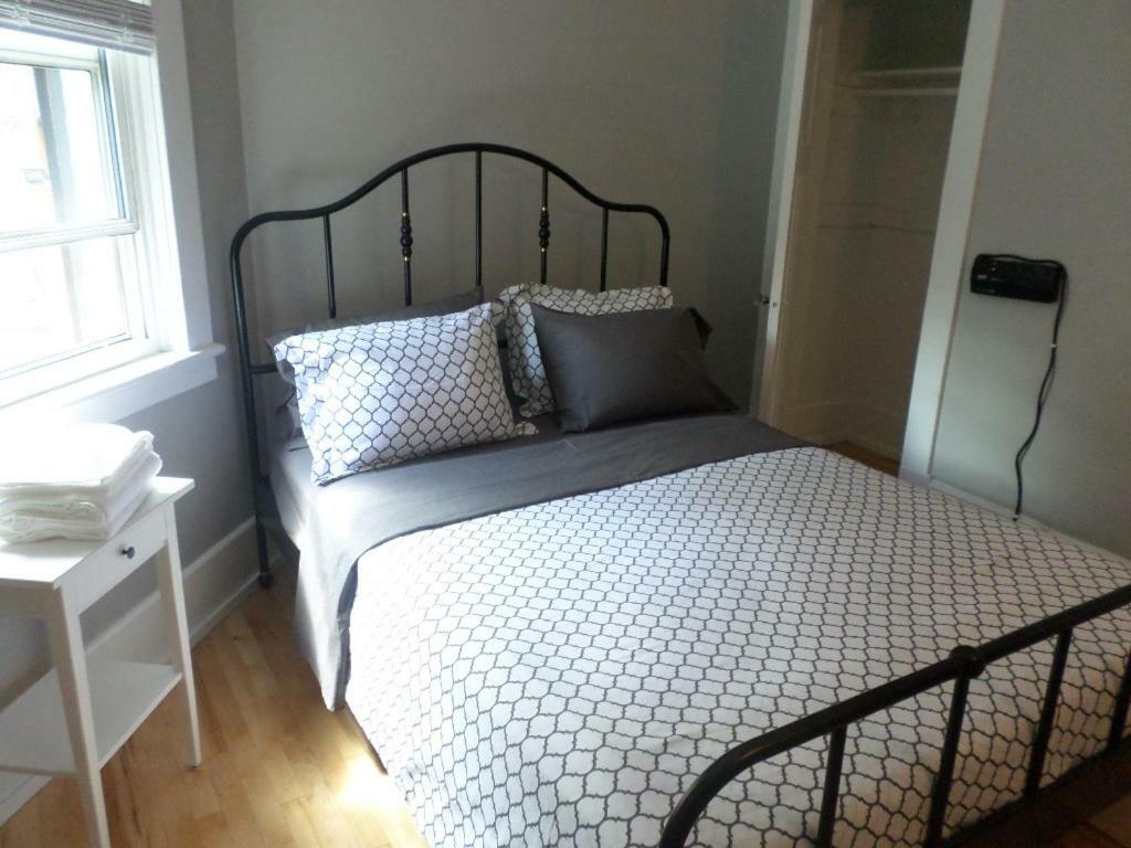 Beautiful, Clean, Quiet 2 Br-In Downtown Ottawa. Parking, Wifi And Netflix Included Lejlighed Eksteriør billede