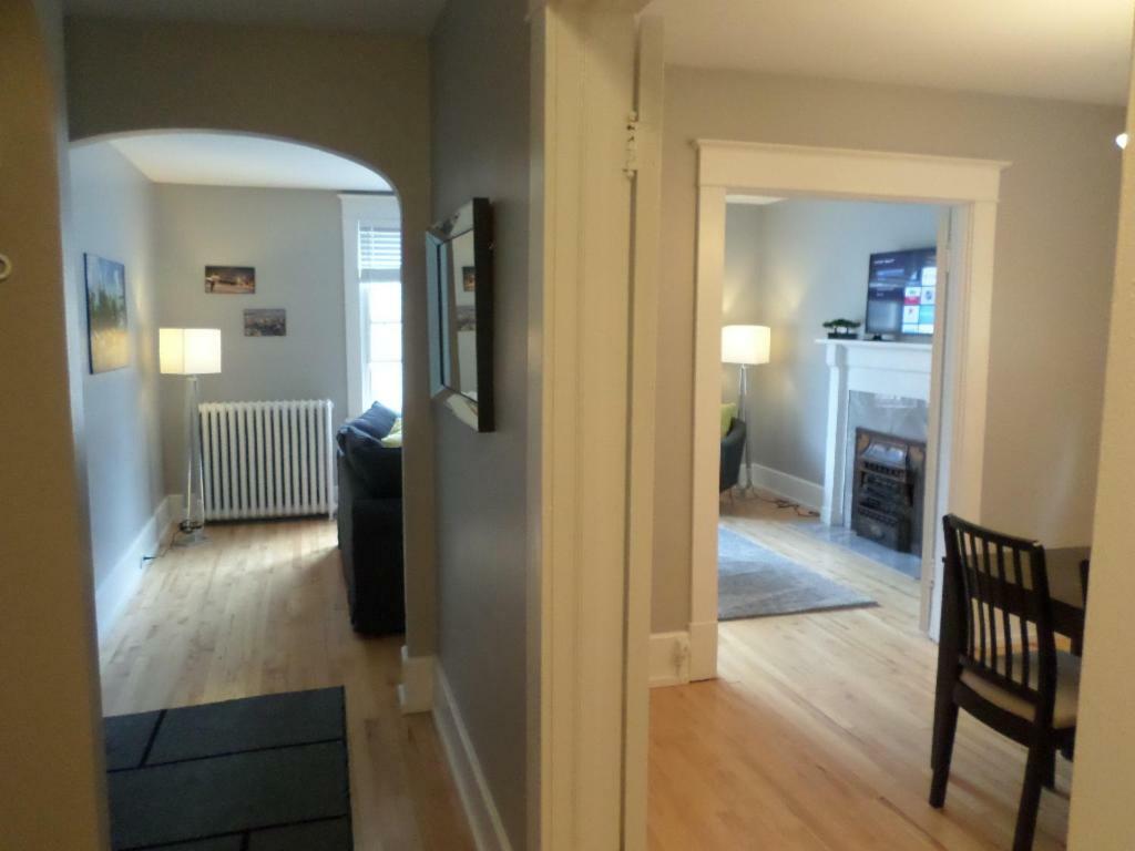 Beautiful, Clean, Quiet 2 Br-In Downtown Ottawa. Parking, Wifi And Netflix Included Lejlighed Eksteriør billede