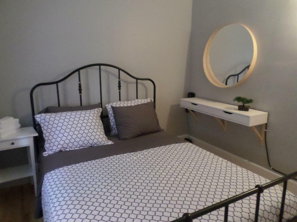 Beautiful, Clean, Quiet 2 Br-In Downtown Ottawa. Parking, Wifi And Netflix Included Lejlighed Eksteriør billede